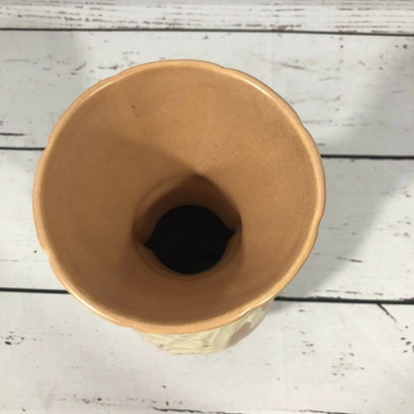 Weller Peach Cameo Floral Vase Urn - Picture 6 of 9